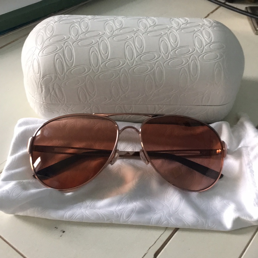 Oakley caveat sunglasses